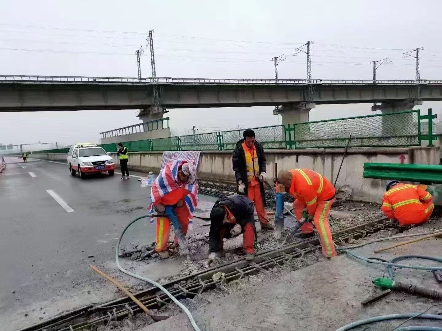 五常桥梁伸缩缝抢修料